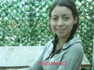 AliciaHot1