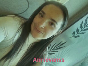 Annievanss