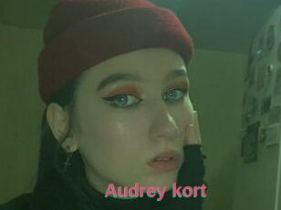 Audrey_kort