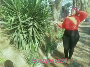 Bustyassx30