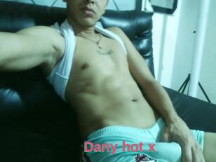 Dany_hot_x