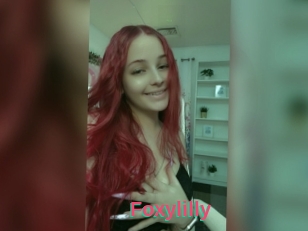 Foxylilly