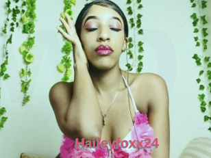 Haileyfoxx24