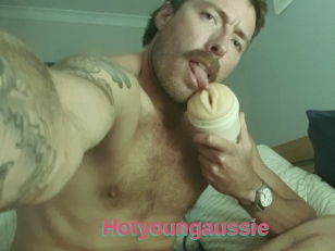 Hotyoungaussie