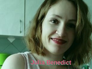 Julia_Benedict