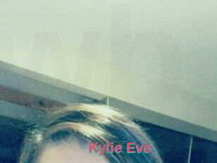 Kylie_Eve
