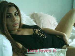 Lara_loves_it