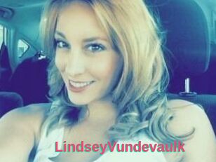 LindseyVundevaulk