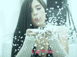 LyaWhite
