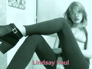 Lindsay_houl