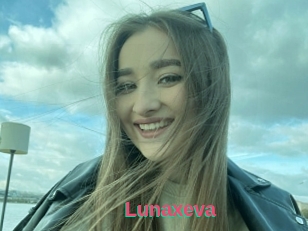 Lunaxeva