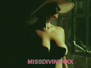 MISSDIVINEXXX