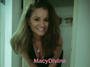 Macy_Divine