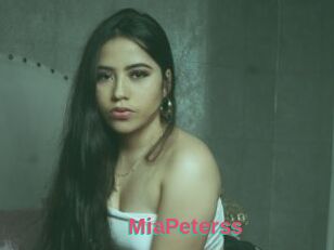 MiaPeterss