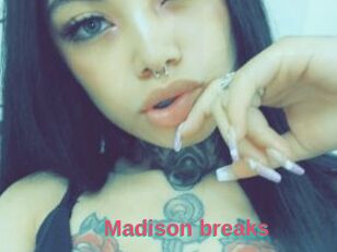Madison_breaks