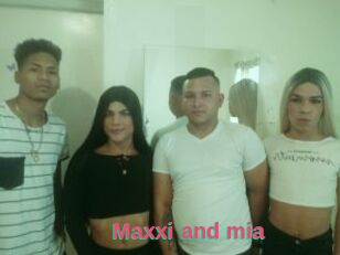Maxxi_and_mia