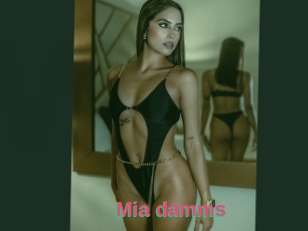 Mia_damms