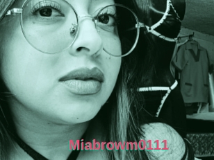 Miabrowm0111