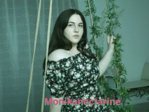 Monikanectarine