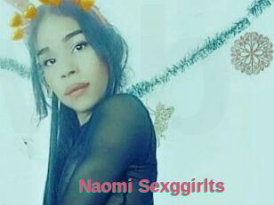 Naomi_Sexggirlts