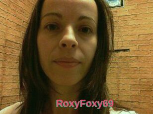 RoxyFoxy_69