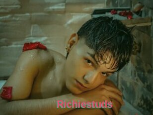 Richiestuds