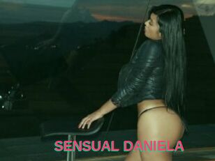 SENSUAL_DANIELA