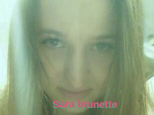 Sara_brunette
