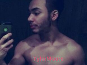 Tyler_Moore