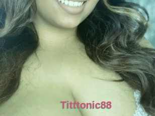 Titttonic88