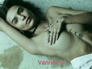 Vannee_J