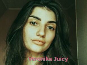 Veronika_Juicy