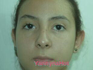 YannynaHot